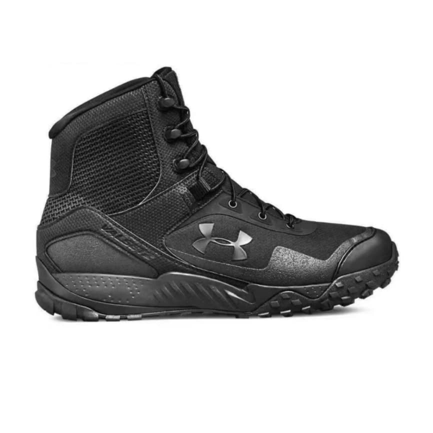Basket d'intervention UNDER ARMOUR Modèle 1
